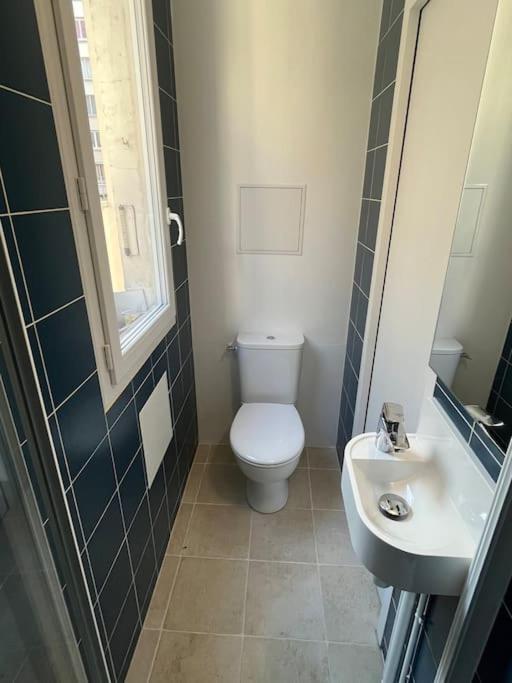 Apartment Near Montmartre Paris Bagian luar foto